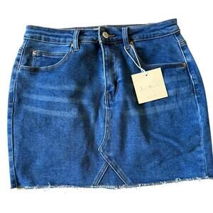 Just Quella Denim Mini Skirt - Size L (12–14) NWT